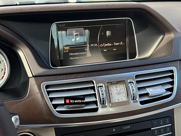 Mercedes-Benz E-Класс, 2015г., задний привод, автомат