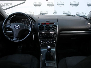 Mazda 6, 2006г., передний привод, механика