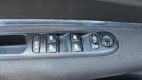 Peugeot 3008, 2010г., передний привод, механика