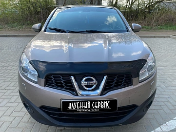 Nissan Qashqai, 2012г., передний привод, механика