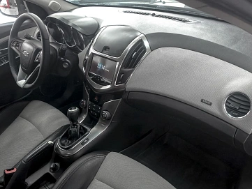Chevrolet Cruze, 2013г., передний привод, механика