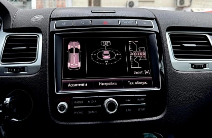 Volkswagen Touareg, 2017г., полный привод, автомат