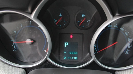 Chevrolet Cruze, 2011г., передний привод, механика