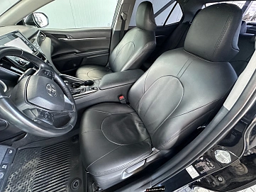 Toyota Camry, 2021г., передний привод, автомат