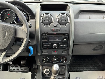 Renault Duster, 2016г., полный привод, механика