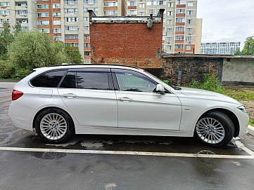 BMW 3 серии, 2017г, задний привод, автомат