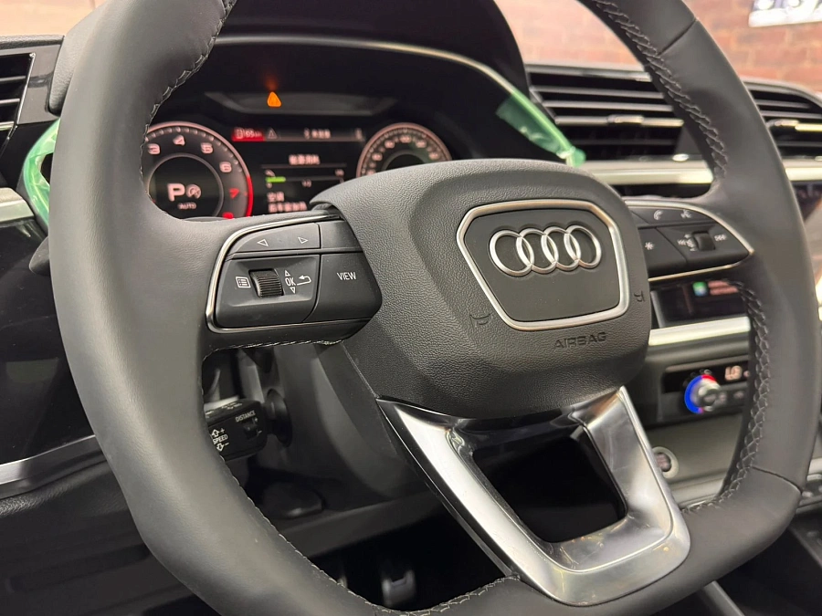 Audi Q3, 2025г., полный привод, робот