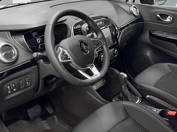 Renault Kaptur, 2021г., передний привод, вариатор