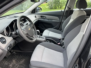 Chevrolet Cruze, 2010г., передний привод, автомат