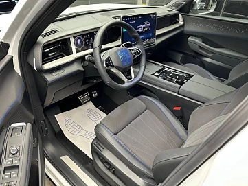 Volkswagen Teramont, 2026г., полный привод, робот