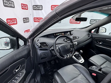 Renault Scenic, 2013г., передний привод, механика