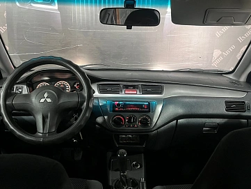 Mitsubishi Lancer, 2006г., передний привод, механика