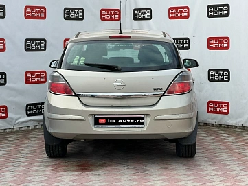 Opel Astra, 2008г., передний привод, механика