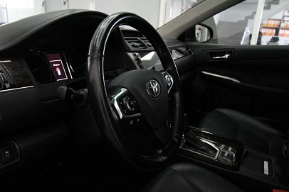 Toyota Camry, 2018г., передний привод, автомат