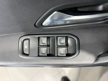 Renault Duster, 2021г., полный привод, механика