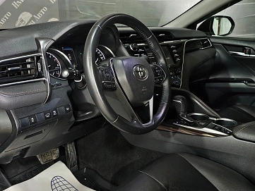 Toyota Camry, 2019г., передний привод, автомат