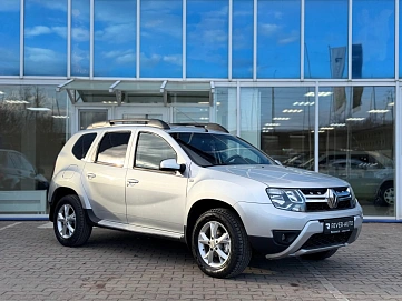 Renault Duster, 2015г., полный привод, механика