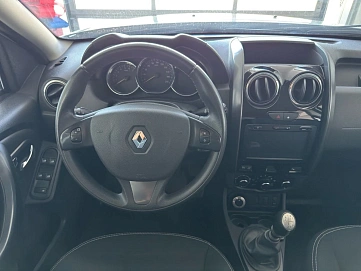 Renault Duster, 2016г., полный привод, механика