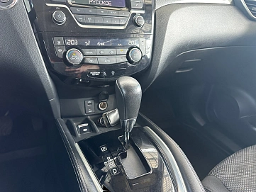 Nissan X-Trail, 2018г., передний привод, вариатор