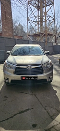 Toyota Highlander, 2014г, передний привод, автомат