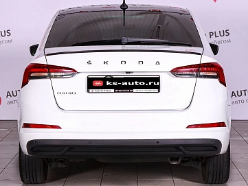 Skoda Rapid, 2021г., передний привод, робот