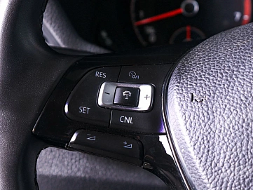 Volkswagen Passat, 2021г., передний привод, робот