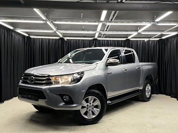 Toyota Hilux, 2018г., полный привод, автомат