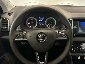Skoda Karoq, 2020г., передний привод, автомат