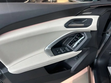 Audi Q5 Sportback, 2025г., полный привод, робот