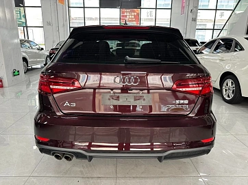 Audi A3, 2018г., передний привод, робот