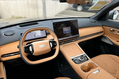 Geely Galaxy Starship 7, 2026г, передний привод, автомат