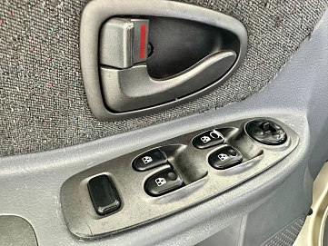 Hyundai Accent, 2004г., передний привод, механика