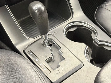 Kia Sorento, 2010г., передний привод, автомат