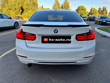 BMW 3 серии, 2013г., задний привод, автомат