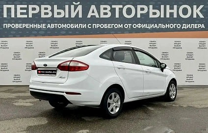 Ford Fiesta, 2016г., передний привод, робот