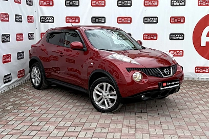 Nissan Juke, 2012г., передний привод, вариатор
