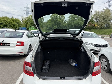 Skoda Octavia, 2020г., передний привод, автомат