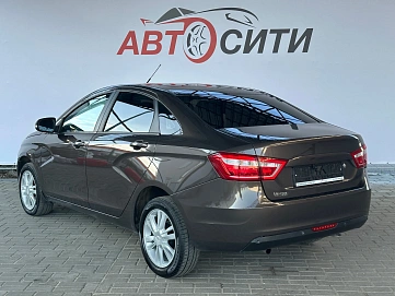 Lada (ВАЗ) Vesta, 2017г., передний привод, механика
