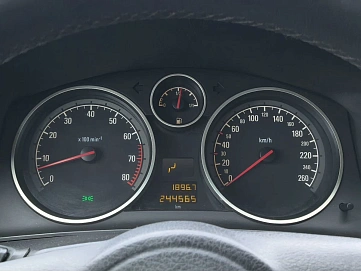 Opel Astra, 2006г., передний привод, автомат