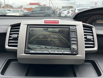 Honda Freed, 2010г., передний привод, вариатор