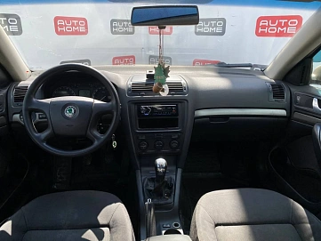 Skoda Octavia, 2005г., передний привод, механика