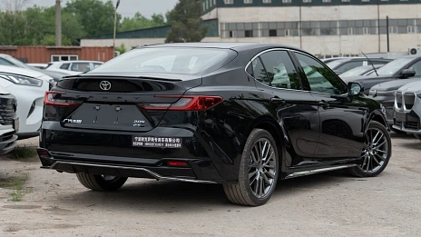 Toyota Camry, 2026г., передний привод, вариатор