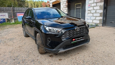 Toyota RAV4, 2019г., полный привод, автомат