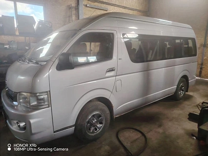 Toyota HiAce, 2007г, Задний привод, Механическая