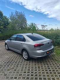 Volkswagen Polo, 2021г., передний привод, автомат