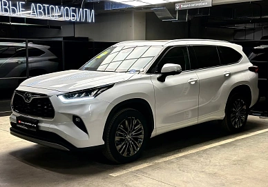 Toyota Highlander, 2026г, полный привод, автомат