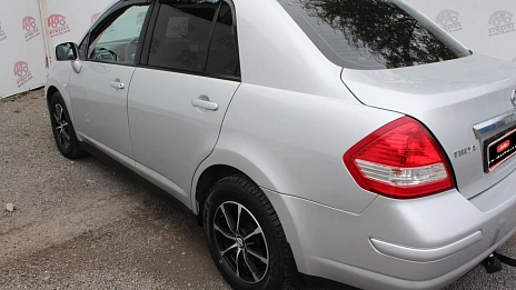 Nissan Tiida, 2008г., передний привод, механика