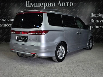 Honda Elysion, 2009г., передний привод, автомат
