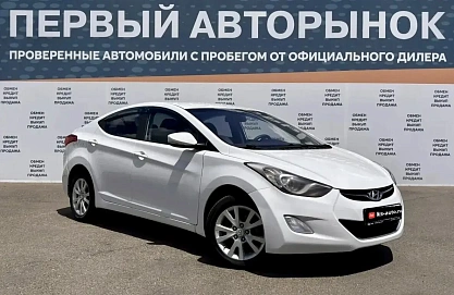 Hyundai Elantra, 2011г., передний привод, автомат