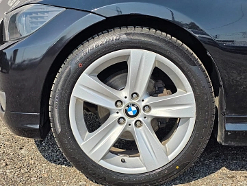 BMW 3 серии, 2008г., задний привод, автомат